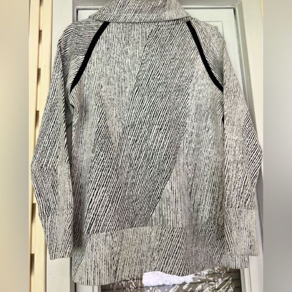 Kirkland black/white stripe cowl neck, drawstring, raglan long sleeved sweater S - Picture 5 of 7